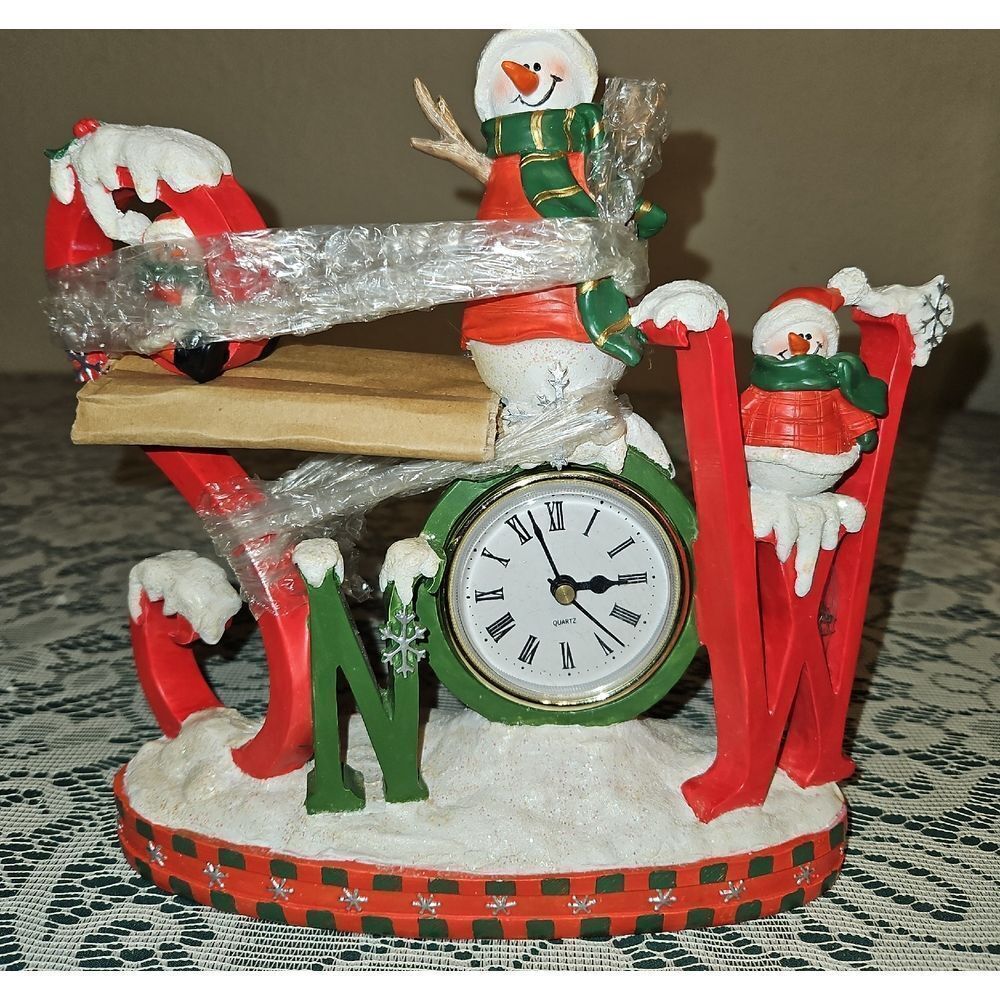 Snowy & Friends Holiday Time Snow Clock